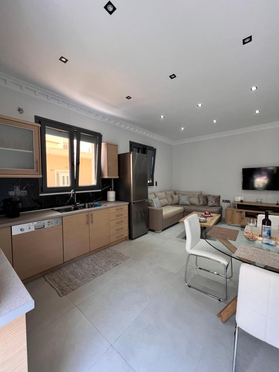 Kontis' Furnished Apartment 路特奇 外观 照片